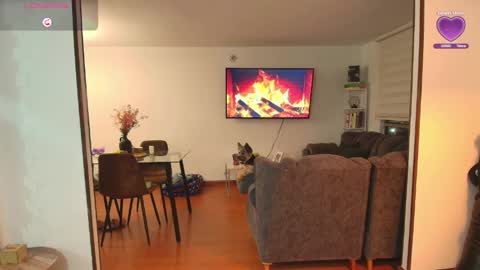 Snapshot of samy_jonnes_ chatting on 04/28/26, 11:54 Hello I am absent due to a family calamity I will return soon-hola estoy ausente por un problema familiar volvere pronto. online show from 04/28/26, 11:54
