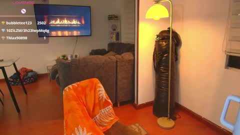 Snapshot of samy_jonnes_ chatting on 05/16/26, 12:40 Hello I am absent due to a family calamity I will return soon-hola estoy ausente por un problema familiar volvere pronto. online show from 05/16/26, 12:40