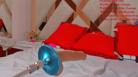 Snapshot of samy_ross_ chatting on 01/18/25, 05:37 Find me at when im offline here. online show from 01/18/25, 05:37