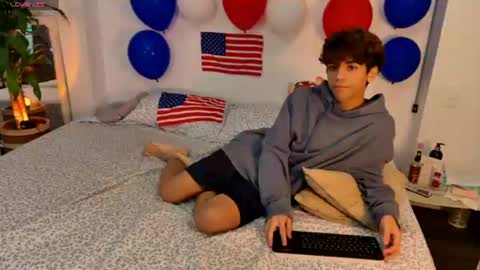 Snapshot of samy_twink chatting on 07/05/26, 02:40 Sammy online show from 07/05/26, 02:40