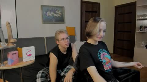 Snapshot of samyscott chatting on 11/28/25, 01:30 SamyScott online show from 11/28/25, 01:30