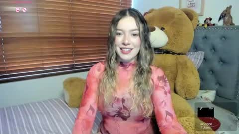 Snapshot of samysweet_8 chatting on 06/17/26, 12:29 Samanta online show from 06/17/26, 12:29