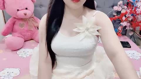 sanami_sian_ online show from 12/05/25, 02:53