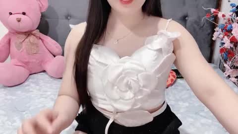 sanami_sian_ online show from 05/08/26, 02:33