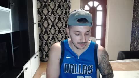 Sanchez Erik online show from 02/09/25, 12:41