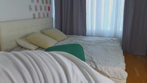Snapshot of sandacharif chatting on 05/04/26, 04:41 Alesya online show from 05/04/26, 04:41