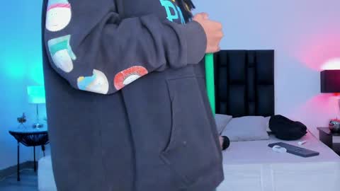 MilaSander online show from 01/25/25, 02:26