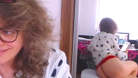 Sandra online show from 02/14/25, 03:15