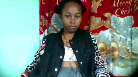 sandra1253099 online show from 09/26/25, 07:45