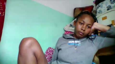 sandra1253099 online show from 10/07/25, 06:27