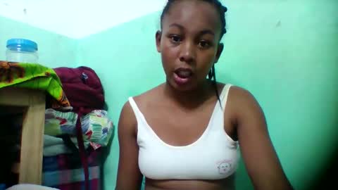 sandra1253099 online show from 11/12/25, 06:41