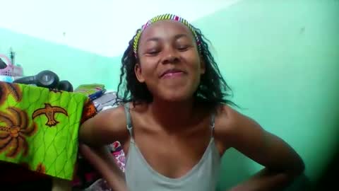 sandra1253099 online show from 11/28/25, 06:38