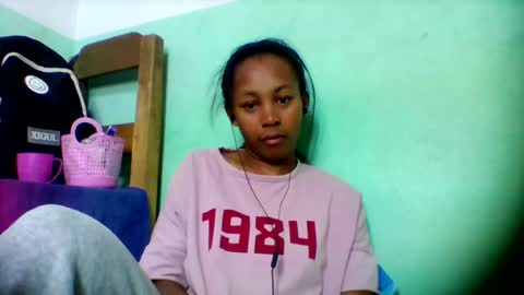 sandra1253099 online show from 07/06/26, 05:04