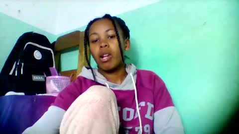 sandra1253099 online show from 07/10/26, 07:23