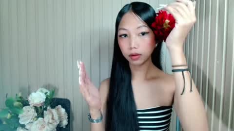 Snapshot of sandra_cruzz chatting on 07/08/26, 05:12 sandra online show from 07/08/26, 05:12