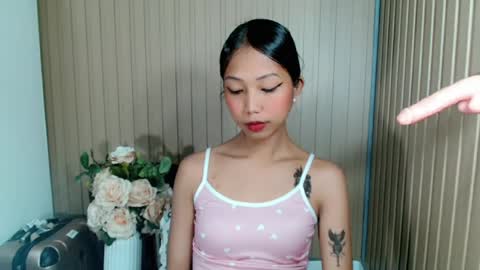 Snapshot of sandra_cruzz chatting on 07/17/26, 01:12 sandra online show from 07/17/26, 01:12