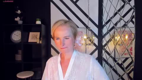 Sandra online show from 02/09/25, 11:47