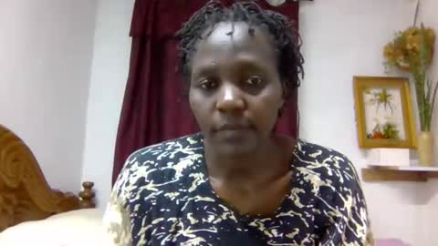 Snapshot of sandra_milly chatting on 05/01/26, 05:28 sandra online show from 05/01/26, 05:28