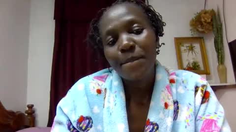 Snapshot of sandra_milly chatting on 05/09/26, 08:47 sandra online show from 05/09/26, 08:47