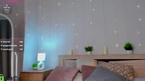 sandraa_anderson online show from 10/15/25, 07:19