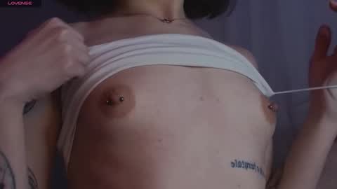 Snapshot of sandraboyl chatting on 02/03/26, 02:53 Sandy online show from 02/03/26, 02:53