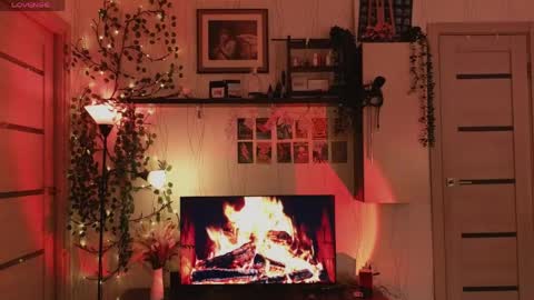 Snapshot of sandraboyl chatting on 04/06/26, 01:36 Sandy online show from 04/06/26, 01:36