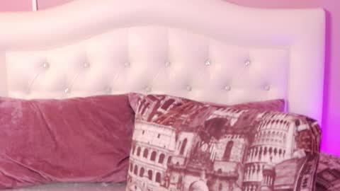 Sandra online show from 12/17/25, 09:59