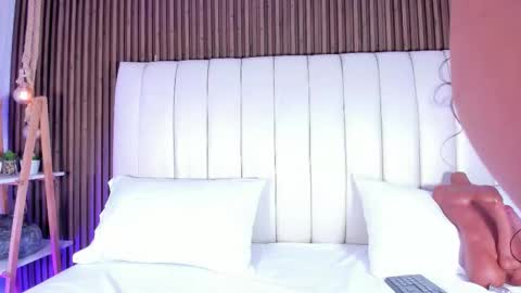 Sandra online show from 02/07/26, 01:20