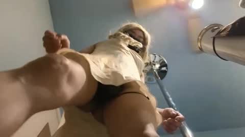 Sandra online show from 12/22/24, 09:44