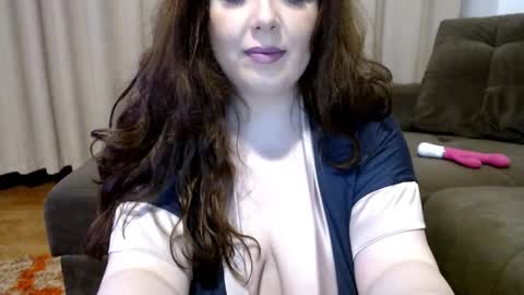 Sandra online show from 02/07/25, 08:10