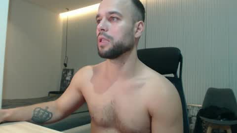 DeAlex online show from 10/04/25, 10:46