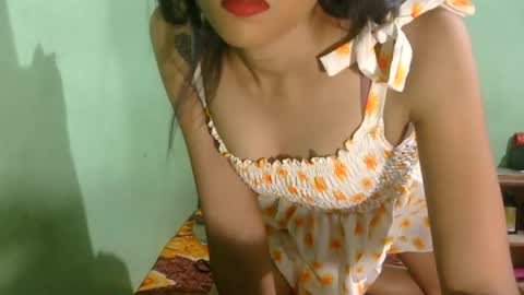 Snapshot of sandunimaneesha23 chatting on 06/24/26, 07:02 sandunimaneesha23 online show from 06/24/26, 07:02