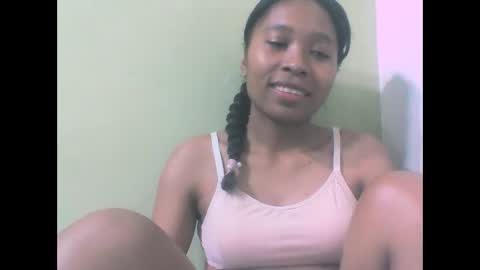 sandy735579 online show from 11/10/25, 05:50