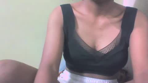 sandy735579 online show from 02/12/26, 06:14