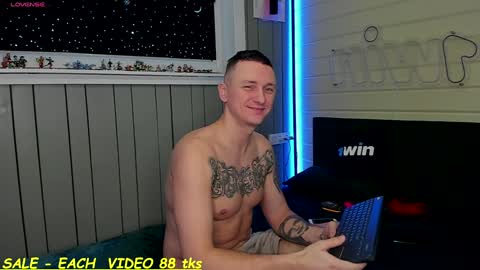 Sandy and Chris online show from 02/06/25, 06:51