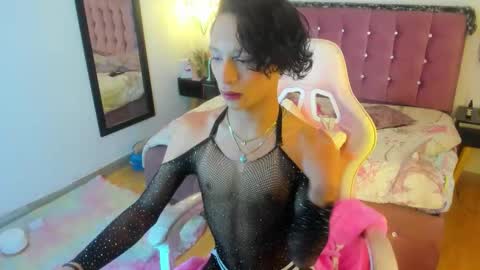 Snapshot of sang_woo_lee_ chatting on 02/17/26, 03:40 Sang online show from 02/17/26, 03:40