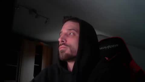 Snapshot of sanja72 chatting on 11/10/25, 07:51 sanja72 online show from 11/10/25, 07:51