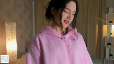 Leya online show from 10/20/25, 06:19