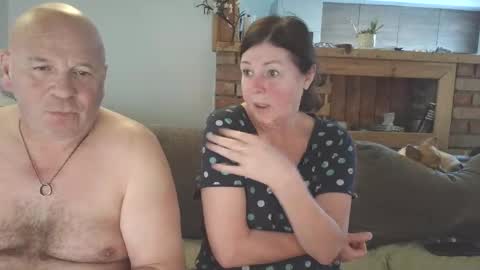 Snapshot of sanroom chatting on 03/04/26, 03:40 sanroom online show from 03/04/26, 03:40