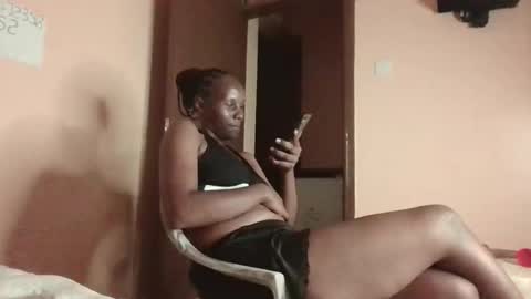 santalicious online show from 04/18/26, 07:58