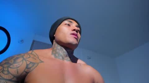 Snapshot of santi__ferrer chatting on 05/08/26, 03:01 Santi Ferrer online show from 05/08/26, 03:01