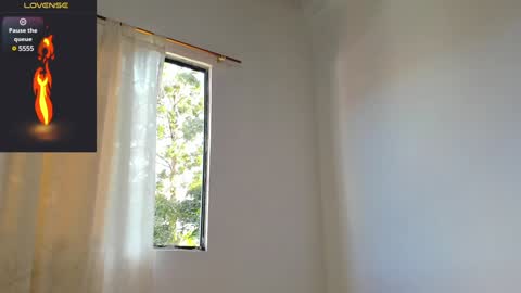 Santibrown online show from 01/29/25, 08:56