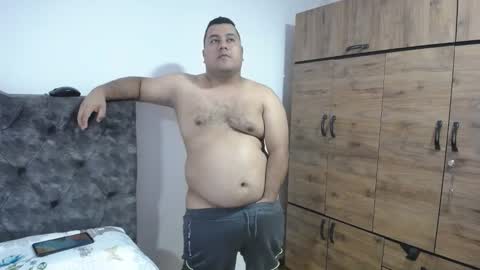 Snapshot of santi_hothot chatting on 09/20/25, 07:15 Santiago online show from 09/20/25, 07:15