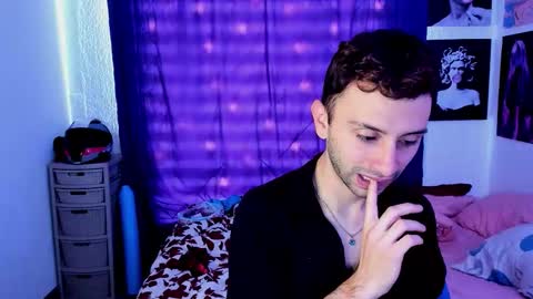 Santi online show from 02/08/26, 02:53