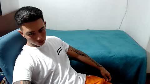 santi_ss online show from 09/29/25, 11:31
