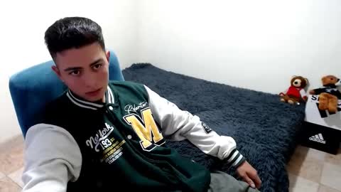 santi_ss online show from 10/15/25, 07:47