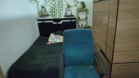 Snapshot of santi_ss chatting on 05/06/26, 11:54 santi_ss online show from 05/06/26, 11:54
