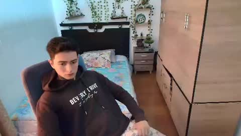 Snapshot of santi_ss chatting on 07/01/26, 02:29 santi_ss online show from 07/01/26, 02:29