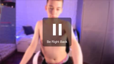 santiago__perez online show from 12/02/25, 03:07