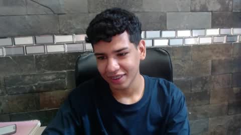 santi online show from 11/20/25, 01:17